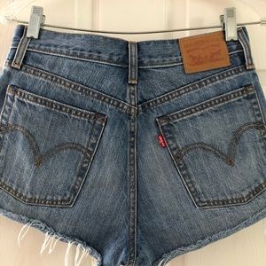 Levi’s Denim Shorts - Size 27